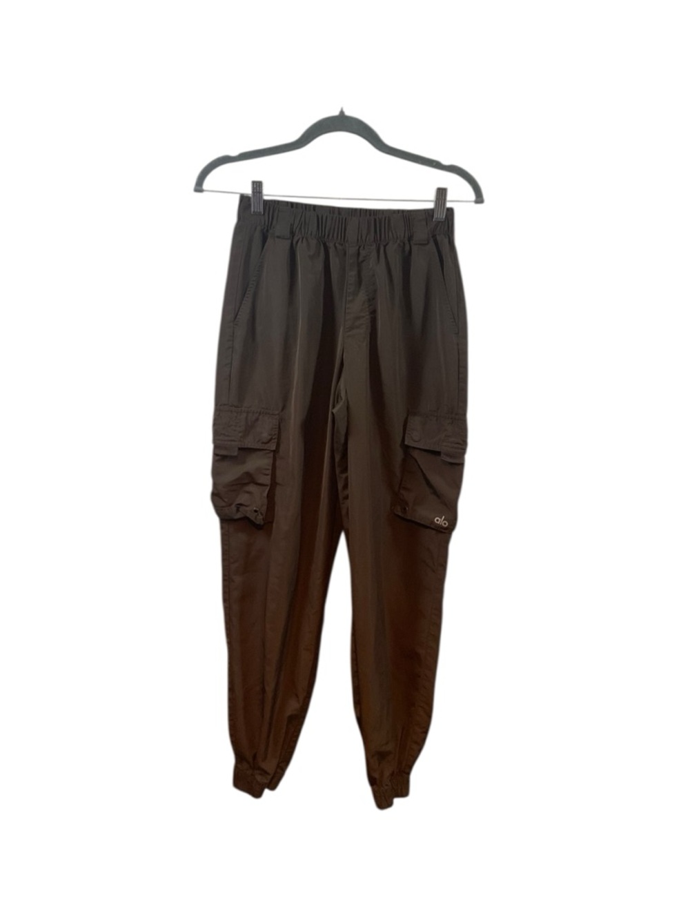 ALO Yoga Men's Black Cargo Pants with Elastic Cuffs